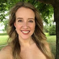 Shauna Combs's Instagram, Twitter & Facebook