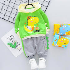 Alt üst olmak üzere 2 parçadan oluşmaktadır. Erkek Cocuk Mavi Kislik Mont Quzucukkids Com