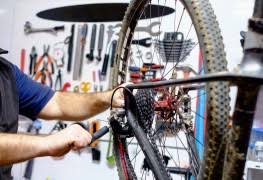 Brakes are important safety features on your bike for obvious reasons. 5 Common Bike Brake Issues And How To Fix Them Smart Tips