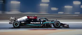 Abbreviation of f1, also known as formula 1 grand prix; Mercedes Formel 1 Auto 2021