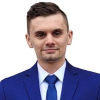 Alex Kasak's Instagram, Twitter & Facebook