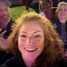 Who can hang wallpaper in Port St. Joe?