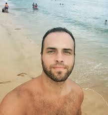 De Férias com o Ex: quem é o narrador do reality show da MTV