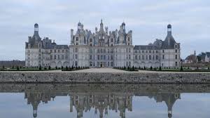 Chateau pey la tour 32 avenue de la tour 3.2 km from city center. Documentaire Les Codes De Chambord Un Film Qui Decrypte Le Chateau De Chambord France 3 Centre Val De Loire