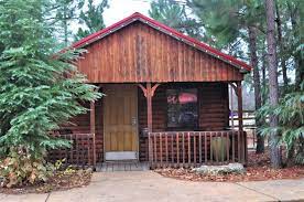The best family cabin rentals texas has to offer provide great access to the area. Rustic Cabins 2 8 North Texas Jellystone Park