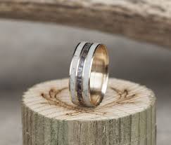 Rio 14k Gold Camo Wedding Ring With Elk Antler Available In 14k White Rose Or Yellow Gold Camo Wedding Rings Camo Rings Wedding Rings