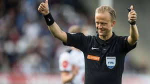 يرى خالد الغندور، نجم الزمالك والمنتخب السابق، أن المباراة المرتقبة بين الفارس الأبيض وبيراميدز فى. Ù…Ø§ Ù„Ø§ ØªØ¹Ø±ÙÙ‡ Ø¹Ù† Ø­ÙƒÙ… Ù…Ø¨Ø§Ø±Ø§Ø© Ø§Ù„Ø²Ù…Ø§Ù„Ùƒ ÙˆØ¨ÙŠØ±Ø§Ù…ÙŠØ¯Ø² Ø³Ø¨ÙˆØ±Øª 360