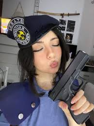 my updated jill cosplay 🫡 : r/residentevil