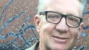 Officials ID 2 shot by fire captain at busy Tucson restaurant