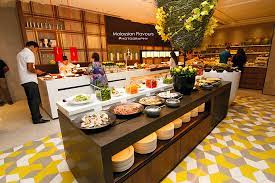 Before the mco, the seafood buffet at lemon garden was one of the (if not the) most popular buffets in town, renowned for it's selection of fresh seafood, with a multitude of other dishes. Lemon Garden Shangri La Hotel Kl Brand New Look Buffet Menu Malaysian Flavours