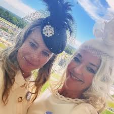 Hats off to all!! ✨🎩💖 Everyone looking AMAZING!! Thank you for wearing VG  with such an elegance ✨❤️💋