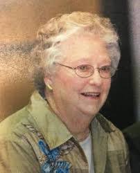 Carolyn Congleton's Instagram, Twitter & Facebook