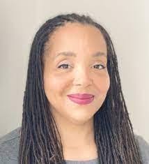 Carmen Poole's Instagram, Twitter & Facebook