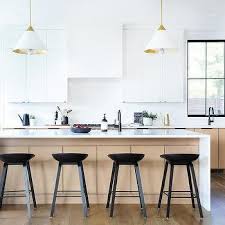 Jan 02, 2020 · masculine details — like these leather stools and sleek pendant lights — are gaining traction in modern kitchens. White Modern Kitchen With Ikea Light Pendants Modern Kitchen