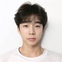 90+ "Noah Wang" profiles