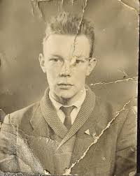 Translucent, and ethereal, Japanese portrait photography, 1920 ... Read  more below