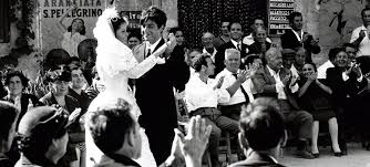 Este curso online de baile nupcial es perfecto para parejas sin experiencia de baile, que deseen bailar una canción lenta el día de su boda, y que quieran un resultado natural. Las Mejores Canciones De Boda Y Alguna Mas Para Abrir El Baile Y Seguir Hasta Amanecer Vogue Espana