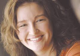 Ashton Shepherd: From housewife to star