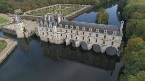 Une surprise vous attend ! Les Secrets Du Chateau De Chenonceau Histoire Sur Tele 7 Jours