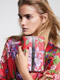 LIU JO PRESENTS GOLD LABEL collection