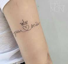 Tatuagem Homenageando a Mãe » 15 Ideias Emocionantes! | Tattoos for daughters, Mini tattoos, Tattoos for kids