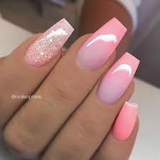 Ombré pink nails are the millennial version of a french manicure. Pink Ombre Coffin Nails I Am In Love With These Acrylicnaildesigns Short Acrylic Nails Pink Nails Ballerina Nails