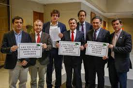 El del diputado fascista diego schalper, cuya campaña fue financiada por las empresas forestales del grupo matte (cmpc), y por el actual presidente de la cpc, el delincuente juan sutil. Facebook