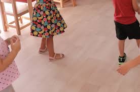 Συναγερμός έχει σημάνει στη χαλκιδική έπειτα από τον εντοπισμό θετικών κρουσμάτων κορονοϊού σε μεγάλη παιδική κατασκήνωση που βρίσ L3r9mzohbmmncm