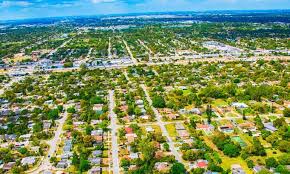 Florida First Time Home Buyer Programs Of 2020 First Time Home Buyers Paying Off Mortgage Faster Home Buying Tips