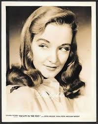 Laura's Miscellaneous Musings: Tonight's Movie: Escape in the Fog (1945) at  the Noir City Film Festival