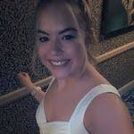 Ashley Karst's Instagram, Twitter & Facebook