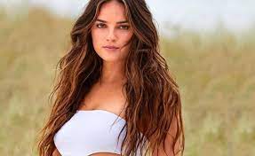 Only high quality pics and photos with natalie portman. Influencer Entrepreneur Natalie Noel Tapped For This Year S Sports Illustrated Swimsuit Issue Tubefilter