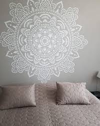 Gorgeous Wall Art Diy Mandala Stencil Wallstencils Stencils Mandala Diy Homedecor Mandalastencils Slaapkamerideeen Muur Sjabloneren Slaapkamer Behang