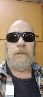 Who to report an injured duck at Tusc Park to?