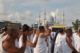 Kursus ini diadakan sebelum kursus haji perdana.2. Kursus Perdana Haji Negeri Pahang Tabung Haji