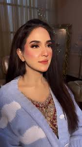 Celebrity Look-Alike at a Wedding