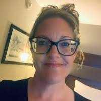 Anne Draper's Instagram, Twitter & Facebook