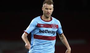 Yarmolenko играет с 2018 в вест хэм юнайтед (вхю). Yarmolenko Ne Popal V Zayavku Vest Hema Na Match Protiv Aston Villy Football Ua