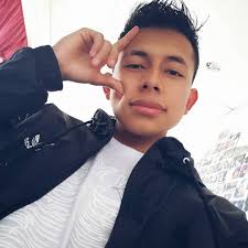 Alex Rosero (@aleexyr) • Instagram photos and videos