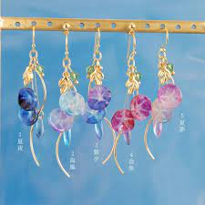 夏 蔦い揺れる朝顔 ピアス イヤリング ハンドメイド イヤリング 作り方 100均 レジン アクセサリー 花 ハンドメイド