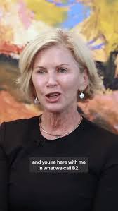 I had a wonderful visit with artist Bobbi Meier whose inspiring work was in  our Materialities exhibition earlier this year. I adore Bobbi and can't  wait to see her next exhibition! @bobbimeier @