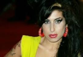 Coroner records 'excess alcohol' killed Amy Winehouse