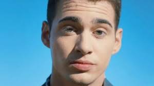 Head Count: Trailer 1