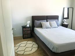 Ampi cassetti, ripiani a giorno e una panca spaziosa: Camera Da Letto In Stile Scandinavo Idee Ispirazioni