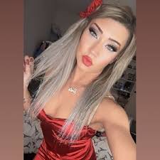 Lala Love (@i_lala_love)