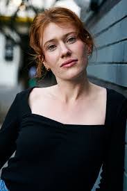 Natasha Lawrence's Instagram, Twitter & Facebook