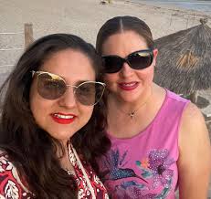 Hoy cumple años mi hermana, la más hermosa, la consentida, la favorita ❤️  eres y serás mi alma gemela. Únicas e irrepetibles. No tuve más hermanas  solo contigo tuve y bastante. Te