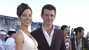 Kate shared two photos from the october 2001 premiere. Michael Sheen Litt Sehr Unter Trennung Von Kate Beckinsale Promiflash De