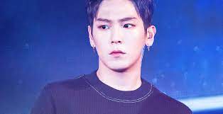 Fan fool (someone who only thinks about fans) birthdate: Kim Himchan Und Seine Anschuldigung Zu Sexueller Belastigung Sudkoreas Turbulenter Lifestyle Kpop Mehr