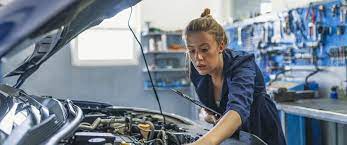 Car Maintenance Schedule | Cheapism.com